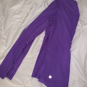 Womens Lululemon shirt